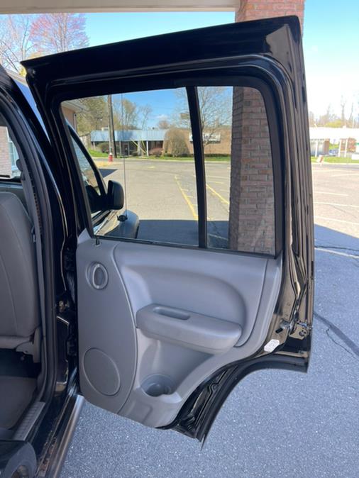 Used Jeep Liberty 4dr Sport 4WD 2006 | Supreme Automotive. New Britain, Connecticut Used Jeep Liberty 4dr Sport 4WD 2006 | Supreme Automotive. New Britain, Connecticut