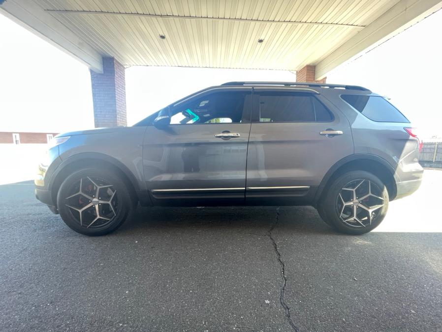 2013 Ford Explorer 4WD 4dr XLT, available for sale in New Britain, Connecticut | Supreme Automotive. New Britain, Connecticut 2013 Ford Explorer 4WD 4dr XLT, available for sale in New Britain, Connecticut | Supreme Automotive. New Britain, Connecticut