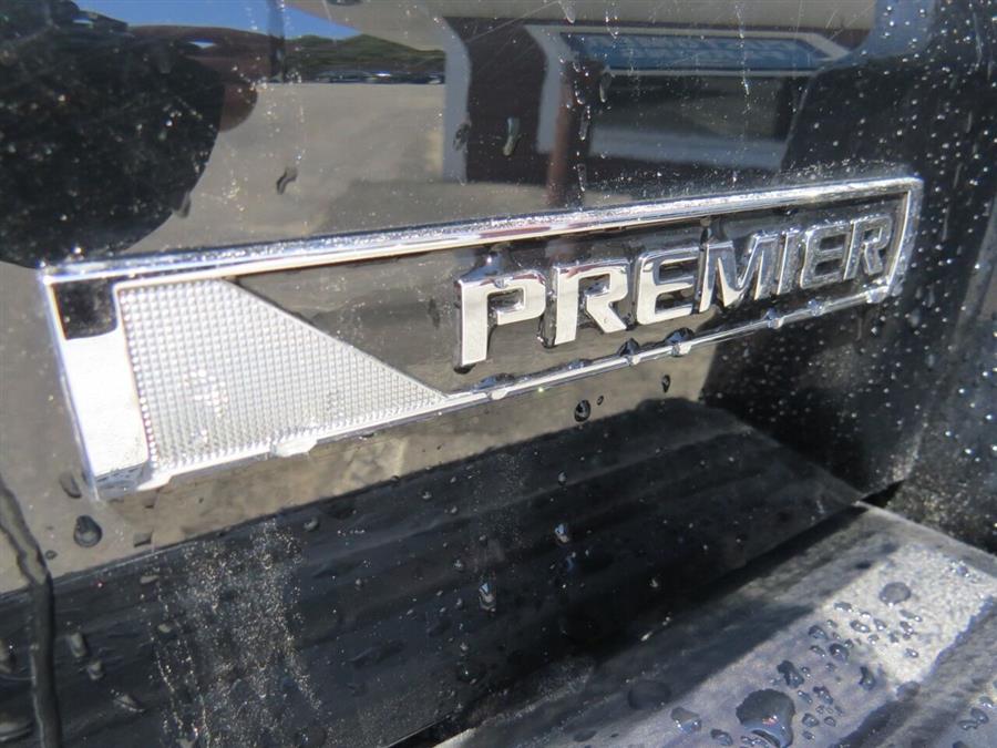 Used Chevrolet Tahoe Premier 4x4 4dr SUV 2017 | Lake City Exports Inc. Auburn, Maine Used Chevrolet Tahoe Premier 4x4 4dr SUV 2017 | Lake City Exports Inc. Auburn, Maine