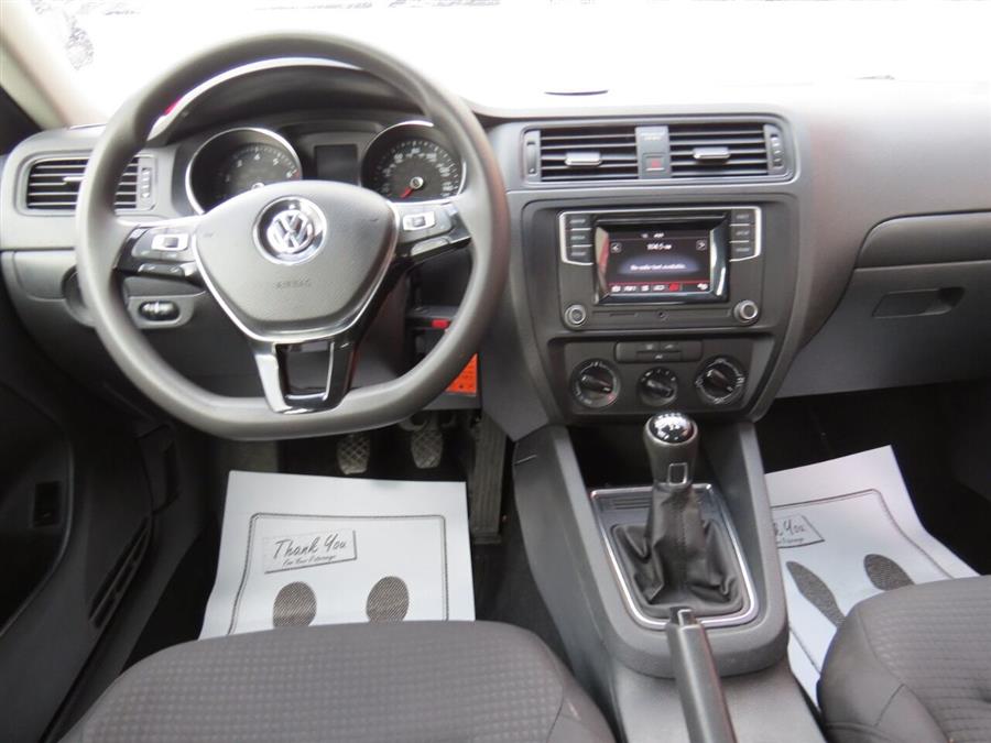 Used Volkswagen Jetta 1.4T S 4dr Sedan 5M 2016 | Lake City Exports Inc. Auburn, Maine Used Volkswagen Jetta 1.4T S 4dr Sedan 5M 2016 | Lake City Exports Inc. Auburn, Maine