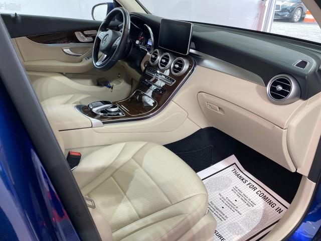 Used Mercedes-benz Glc GLC 300 2019 | Queens Auto Mall. Richmond Hill, New York Used Mercedes-benz Glc GLC 300 2019 | Queens Auto Mall. Richmond Hill, New York