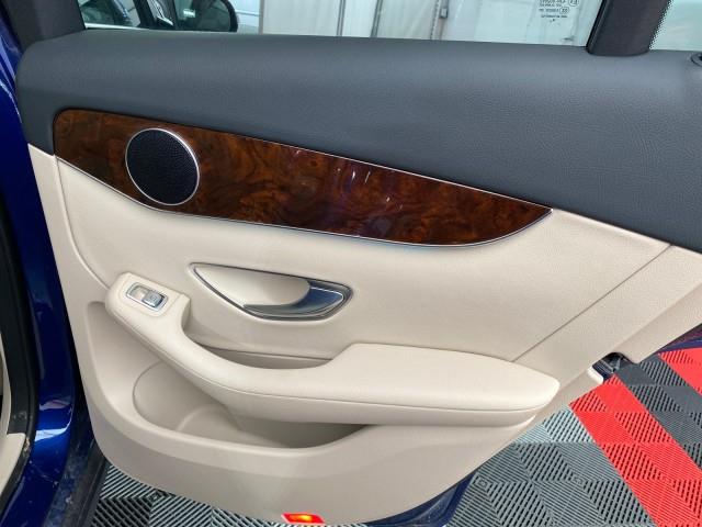 Used Mercedes-benz Glc GLC 300 2019 | Queens Auto Mall. Richmond Hill, New York Used Mercedes-benz Glc GLC 300 2019 | Queens Auto Mall. Richmond Hill, New York
