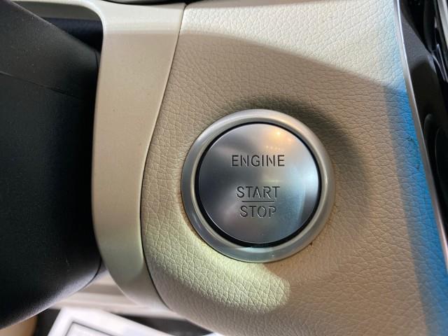 Used Mercedes-benz Glc GLC 300 2019 | Queens Auto Mall. Richmond Hill, New York Used Mercedes-benz Glc GLC 300 2019 | Queens Auto Mall. Richmond Hill, New York