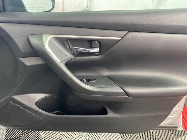 Used Nissan Altima 2.5 S 2018 | Queens Auto Mall. Richmond Hill, New York Used Nissan Altima 2.5 S 2018 | Queens Auto Mall. Richmond Hill, New York