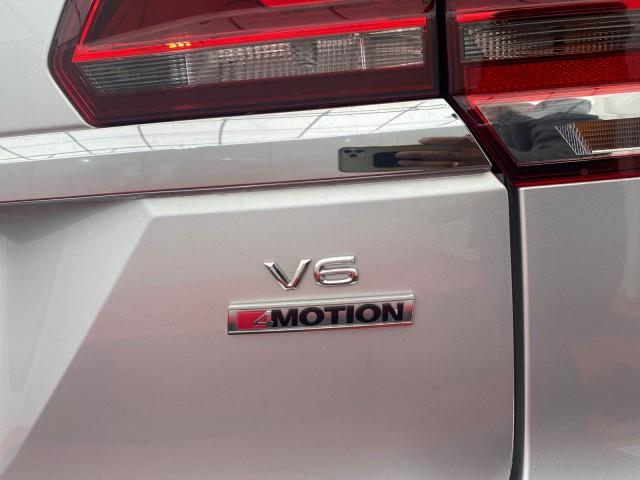 Used Volkswagen Atlas 3.6L V6 SE w/Technology R-Line 2019 | Queens Auto Mall. Richmond Hill, New York Used Volkswagen Atlas 3.6L V6 SE w/Technology R-Line 2019 | Queens Auto Mall. Richmond Hill, New York