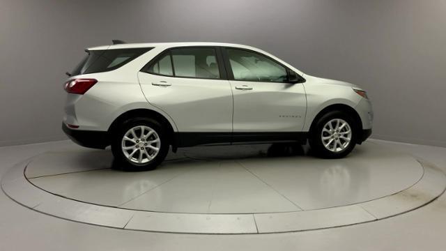 2020 Chevrolet Equinox AWD 4dr LS w/1LS, available for sale in Naugatuck, Connecticut | J&M Automotive Sls&Svc LLC. Naugatuck, Connecticut 2020 Chevrolet Equinox AWD 4dr LS w/1LS, available for sale in Naugatuck, Connecticut | J&M Automotive Sls&Svc LLC. Naugatuck, Connecticut