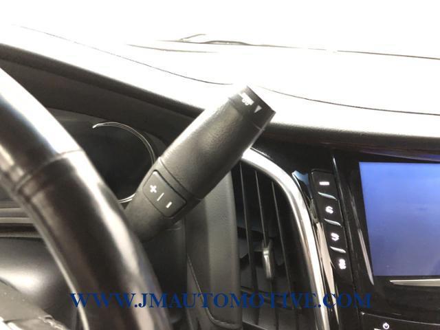 Used Cadillac Escalade 4WD 4dr Luxury 2017 | J&M Automotive Sls&Svc LLC. Naugatuck, Connecticut Used Cadillac Escalade 4WD 4dr Luxury 2017 | J&M Automotive Sls&Svc LLC. Naugatuck, Connecticut