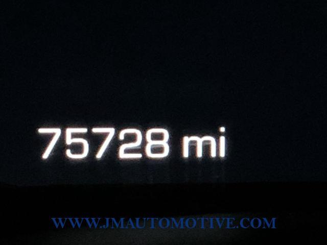 Used Cadillac Escalade 4WD 4dr Luxury 2017 | J&M Automotive Sls&Svc LLC. Naugatuck, Connecticut Used Cadillac Escalade 4WD 4dr Luxury 2017 | J&M Automotive Sls&Svc LLC. Naugatuck, Connecticut