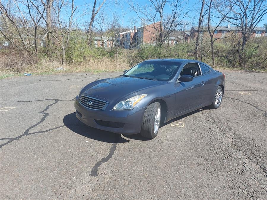 2009 Infiniti G37 Coupe 2dr x AWD, available for sale in West Hartford, Connecticut | Chadrad Motors llc. West Hartford, Connecticut