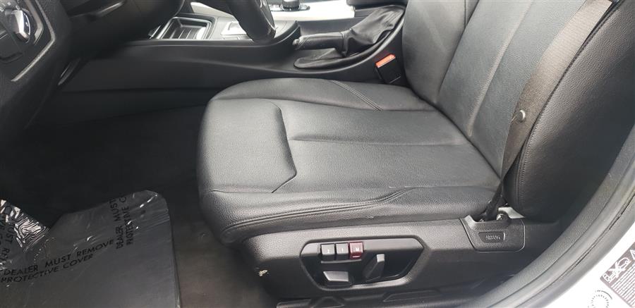 2014 BMW 3 Series 4dr Sdn 320i xDrive AWD, available for sale in Little Ferry, New Jersey | Victoria Preowned Autos Inc. Little Ferry, New Jersey 2014 BMW 3 Series 4dr Sdn 320i xDrive AWD, available for sale in Little Ferry, New Jersey | Victoria Preowned Autos Inc. Little Ferry, New Jersey