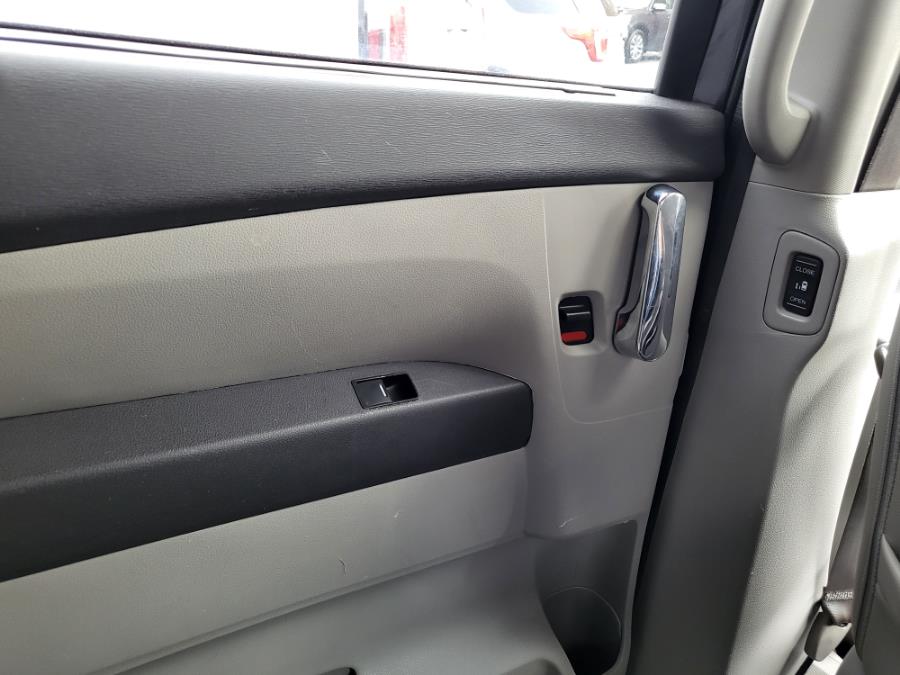 2016 Honda Odyssey 5dr EX-L w/Navi, available for sale in Newark , New Jersey | Champion Used Auto Sales 2. Newark , New Jersey 2016 Honda Odyssey 5dr EX-L w/Navi, available for sale in Newark , New Jersey | Champion Used Auto Sales 2. Newark , New Jersey