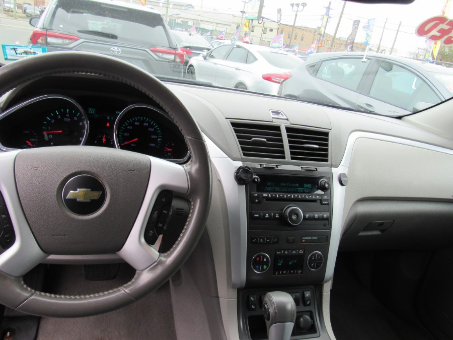 Used Chevrolet Traverse AWD 4dr LT w/2LT 2012 | NJ Used Cars Center. Irvington, New Jersey Used Chevrolet Traverse AWD 4dr LT w/2LT 2012 | NJ Used Cars Center. Irvington, New Jersey