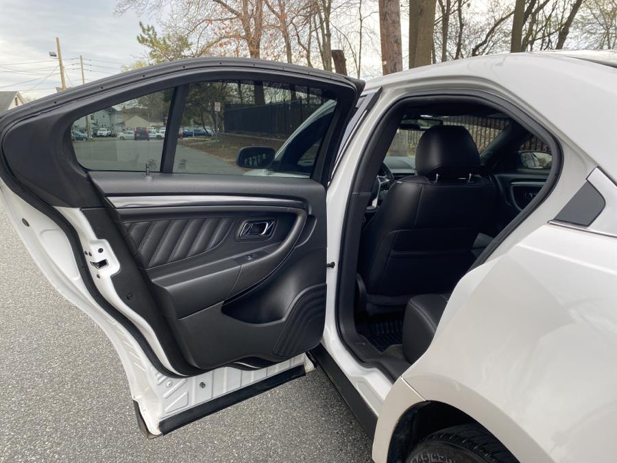 Used Ford Taurus 4dr Sdn SHO AWD 2015 | Daytona Auto Sales. Little Ferry, New Jersey Used Ford Taurus 4dr Sdn SHO AWD 2015 | Daytona Auto Sales. Little Ferry, New Jersey