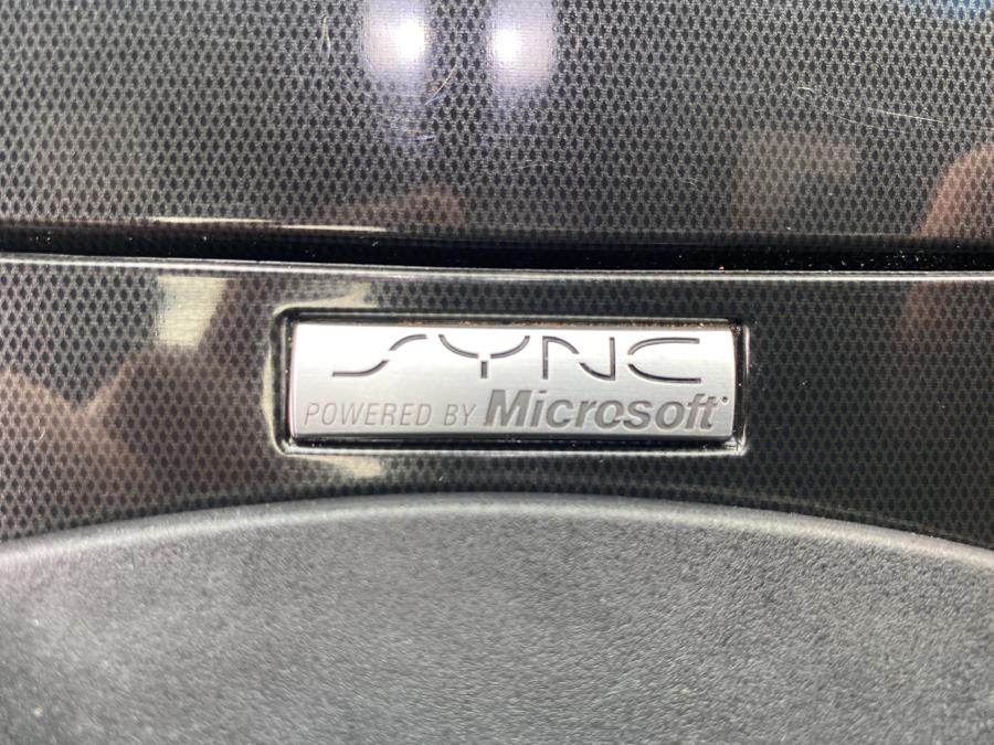 Used Ford Taurus 4dr Sdn SHO AWD 2015 | Daytona Auto Sales. Little Ferry, New Jersey Used Ford Taurus 4dr Sdn SHO AWD 2015 | Daytona Auto Sales. Little Ferry, New Jersey