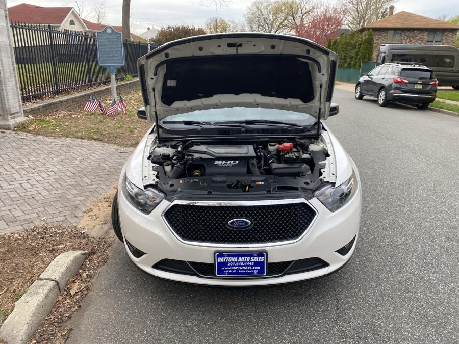 Used Ford Taurus 4dr Sdn SHO AWD 2015 | Daytona Auto Sales. Little Ferry, New Jersey Used Ford Taurus 4dr Sdn SHO AWD 2015 | Daytona Auto Sales. Little Ferry, New Jersey