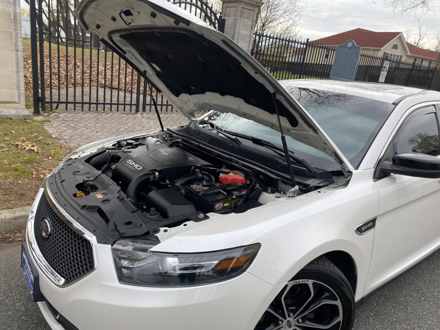 Used Ford Taurus 4dr Sdn SHO AWD 2015 | Daytona Auto Sales. Little Ferry, New Jersey Used Ford Taurus 4dr Sdn SHO AWD 2015 | Daytona Auto Sales. Little Ferry, New Jersey