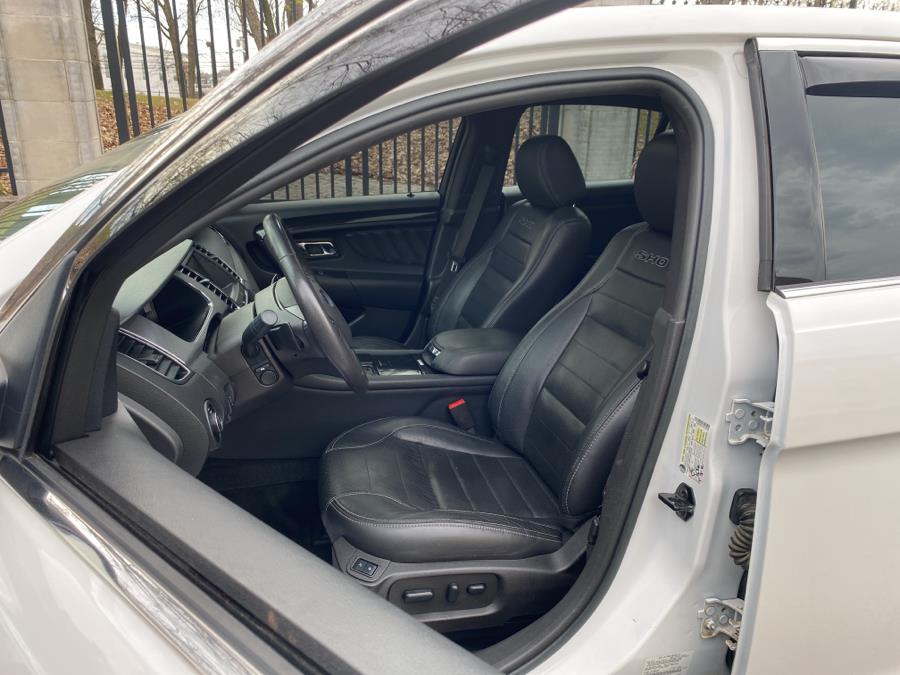 Used Ford Taurus 4dr Sdn SHO AWD 2015 | Daytona Auto Sales. Little Ferry, New Jersey Used Ford Taurus 4dr Sdn SHO AWD 2015 | Daytona Auto Sales. Little Ferry, New Jersey