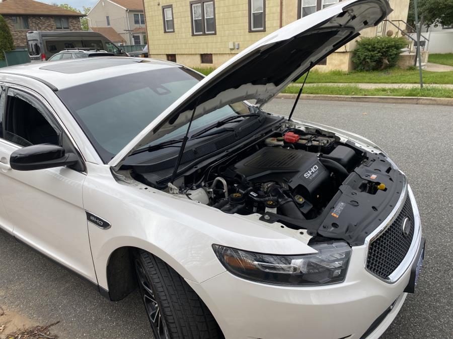 Used Ford Taurus 4dr Sdn SHO AWD 2015 | Daytona Auto Sales. Little Ferry, New Jersey Used Ford Taurus 4dr Sdn SHO AWD 2015 | Daytona Auto Sales. Little Ferry, New Jersey