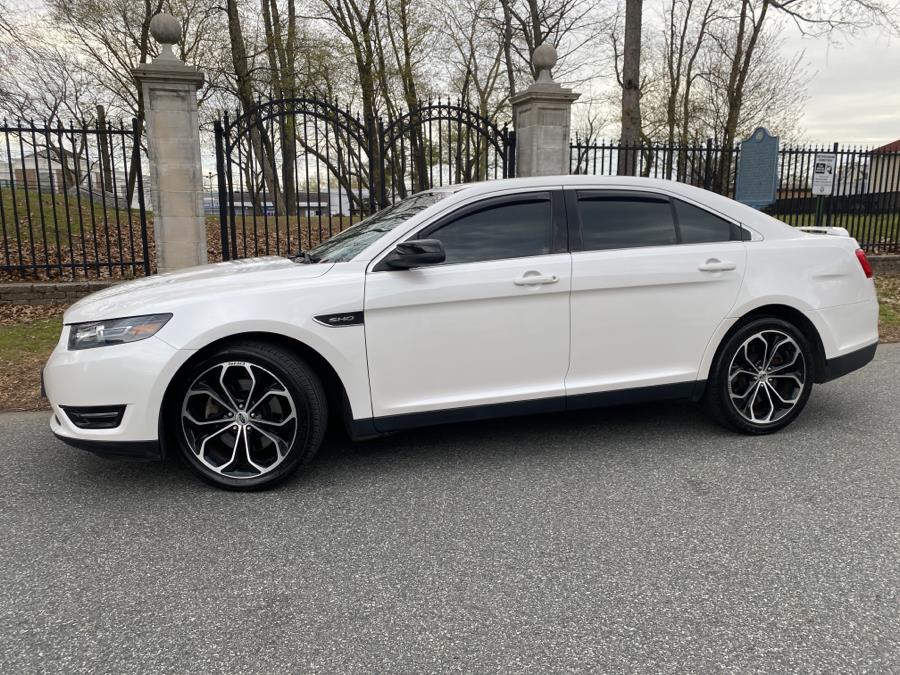 Used Ford Taurus 4dr Sdn SHO AWD 2015 | Daytona Auto Sales. Little Ferry, New Jersey Used Ford Taurus 4dr Sdn SHO AWD 2015 | Daytona Auto Sales. Little Ferry, New Jersey