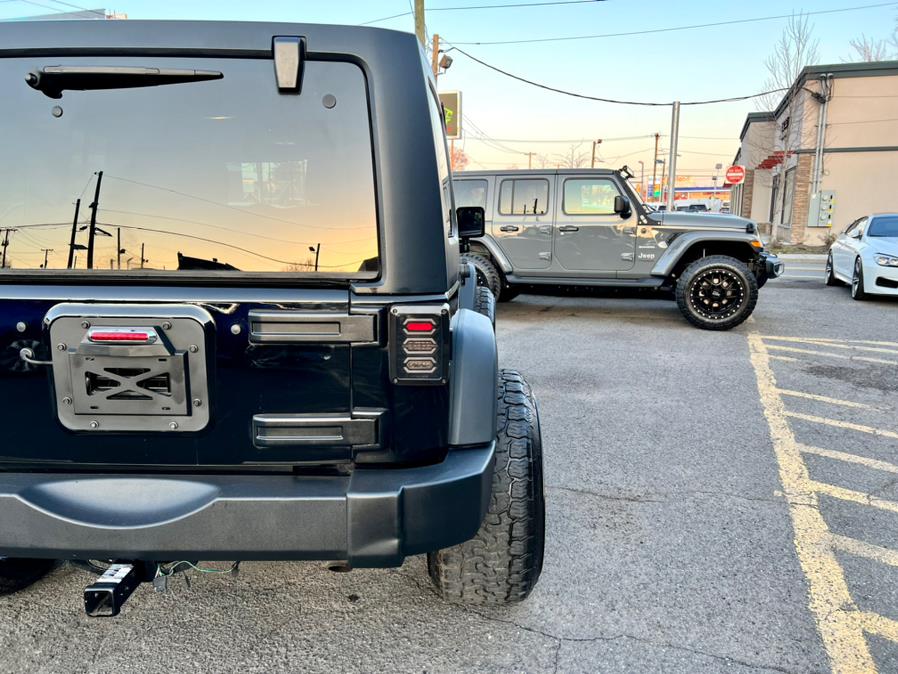 Used Jeep Wrangler Unlimited 4WD 4dr Sport 2015 | Easy Credit of Jersey. Little Ferry, New Jersey