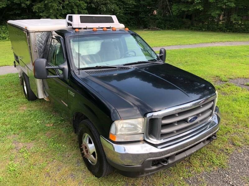 2003 Ford Super Duty F-350 DRW Reg Cab 141" WB 60" CA XL, available for sale in Plainville, Connecticut | Choice Group LLC Choice Motor Car. Plainville, Connecticut