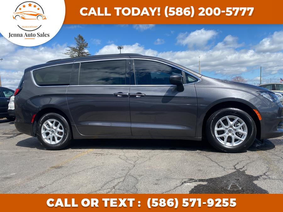 Used Chrysler Voyager LXI FWD 2021 | Jenna Auto Sale Inc. Roseville, Michigan Used Chrysler Voyager LXI FWD 2021 | Jenna Auto Sale Inc. Roseville, Michigan