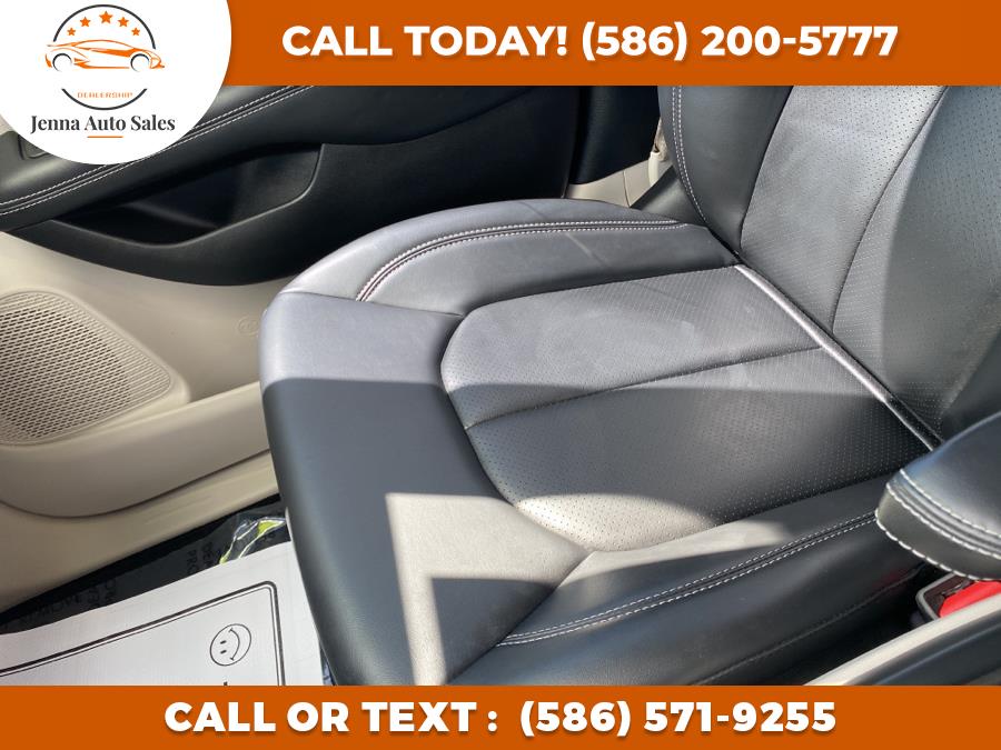 Used Chrysler Voyager LXI FWD 2021 | Jenna Auto Sale Inc. Roseville, Michigan Used Chrysler Voyager LXI FWD 2021 | Jenna Auto Sale Inc. Roseville, Michigan
