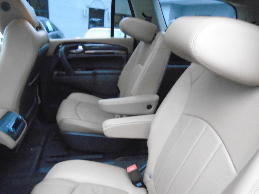 Used Buick Enclave AWD 4dr Premium 2015 | Jim Juliani Motors. Waterbury, Connecticut