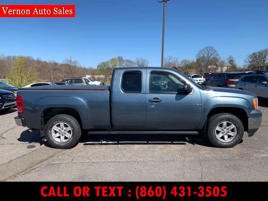 2012 GMC Sierra 1500 4WD Ext Cab 143.5" SLE, available for sale in Manchester, Connecticut | Vernon Auto Sale & Service. Manchester, Connecticut 2012 GMC Sierra 1500 4WD Ext Cab 143.5" SLE, available for sale in Manchester, Connecticut | Vernon Auto Sale & Service. Manchester, Connecticut