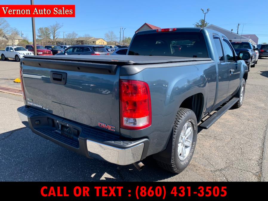 2012 GMC Sierra 1500 4WD Ext Cab 143.5" SLE, available for sale in Manchester, Connecticut | Vernon Auto Sale & Service. Manchester, Connecticut 2012 GMC Sierra 1500 4WD Ext Cab 143.5" SLE, available for sale in Manchester, Connecticut | Vernon Auto Sale & Service. Manchester, Connecticut