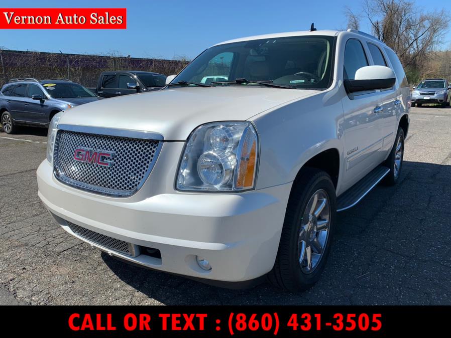 2010 GMC Yukon AWD 4dr 1500 Denali, available for sale in Manchester, Connecticut | Vernon Auto Sale & Service. Manchester, Connecticut