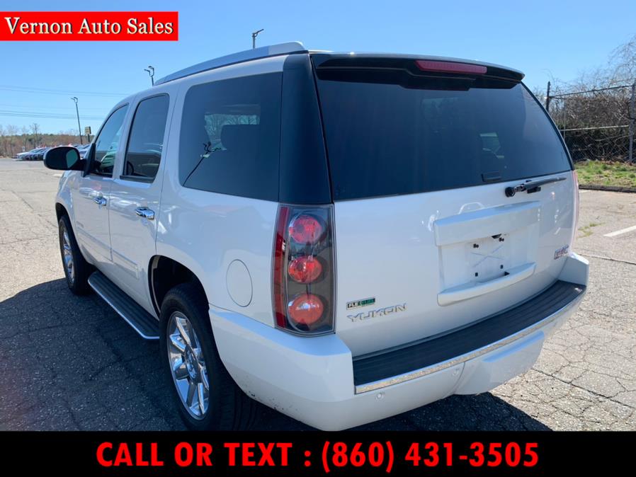 2010 GMC Yukon AWD 4dr 1500 Denali, available for sale in Manchester, Connecticut | Vernon Auto Sale & Service. Manchester, Connecticut 2010 GMC Yukon AWD 4dr 1500 Denali, available for sale in Manchester, Connecticut | Vernon Auto Sale & Service. Manchester, Connecticut