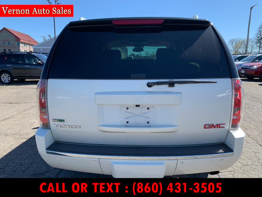 2010 GMC Yukon AWD 4dr 1500 Denali, available for sale in Manchester, Connecticut | Vernon Auto Sale & Service. Manchester, Connecticut 2010 GMC Yukon AWD 4dr 1500 Denali, available for sale in Manchester, Connecticut | Vernon Auto Sale & Service. Manchester, Connecticut