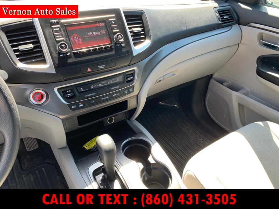 2018 Honda Pilot LX AWD, available for sale in Manchester, Connecticut | Vernon Auto Sale & Service. Manchester, Connecticut 2018 Honda Pilot LX AWD, available for sale in Manchester, Connecticut | Vernon Auto Sale & Service. Manchester, Connecticut