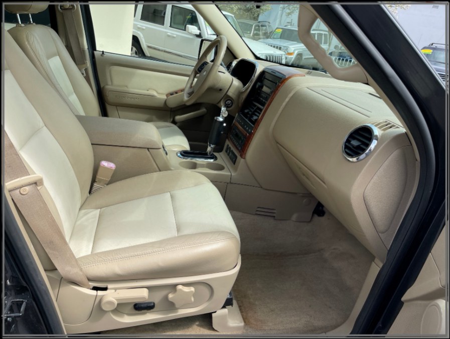 2007 Ford Explorer 4WD 4dr V8 Eddie Bauer, available for sale in Huntington Station, New York | My Auto Inc.. Huntington Station, New York 2007 Ford Explorer 4WD 4dr V8 Eddie Bauer, available for sale in Huntington Station, New York | My Auto Inc.. Huntington Station, New York
