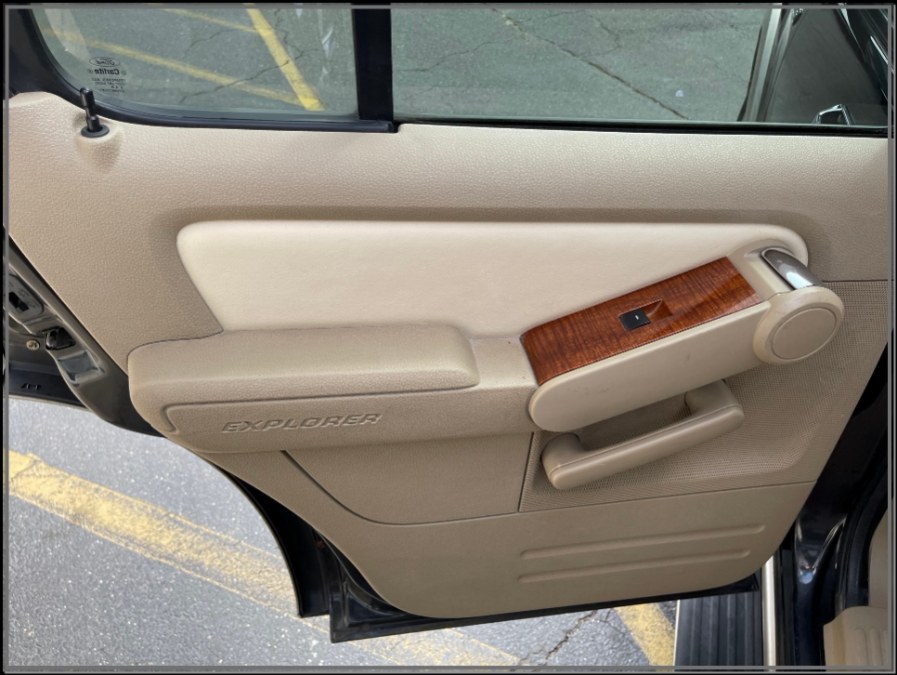 2007 Ford Explorer 4WD 4dr V8 Eddie Bauer, available for sale in Huntington Station, New York | My Auto Inc.. Huntington Station, New York 2007 Ford Explorer 4WD 4dr V8 Eddie Bauer, available for sale in Huntington Station, New York | My Auto Inc.. Huntington Station, New York