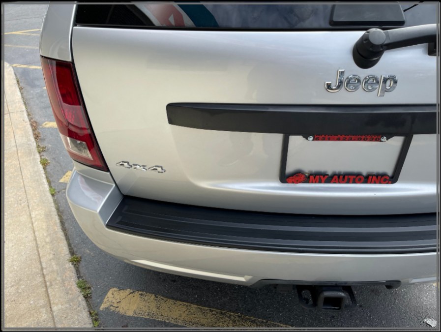 2009 Jeep Grand Cherokee 4WD 4dr Laredo, available for sale in Huntington Station, New York | My Auto Inc.. Huntington Station, New York 2009 Jeep Grand Cherokee 4WD 4dr Laredo, available for sale in Huntington Station, New York | My Auto Inc.. Huntington Station, New York