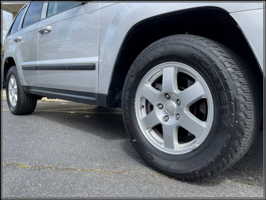 2009 Jeep Grand Cherokee 4WD 4dr Laredo, available for sale in Huntington Station, New York | My Auto Inc.. Huntington Station, New York 2009 Jeep Grand Cherokee 4WD 4dr Laredo, available for sale in Huntington Station, New York | My Auto Inc.. Huntington Station, New York