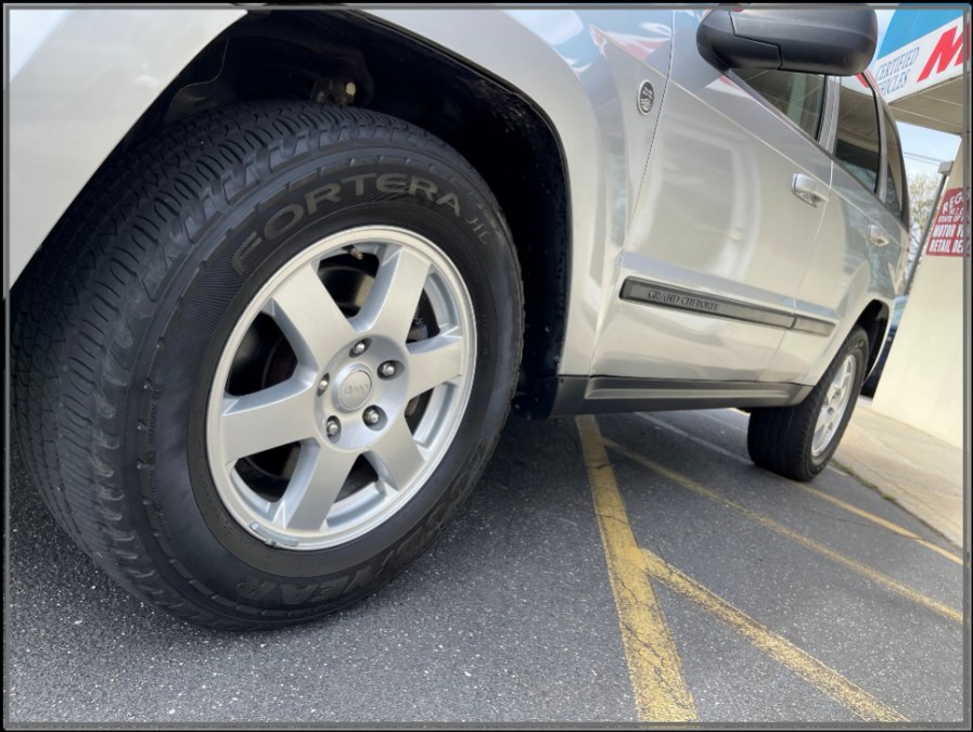 2009 Jeep Grand Cherokee 4WD 4dr Laredo, available for sale in Huntington Station, New York | My Auto Inc.. Huntington Station, New York 2009 Jeep Grand Cherokee 4WD 4dr Laredo, available for sale in Huntington Station, New York | My Auto Inc.. Huntington Station, New York