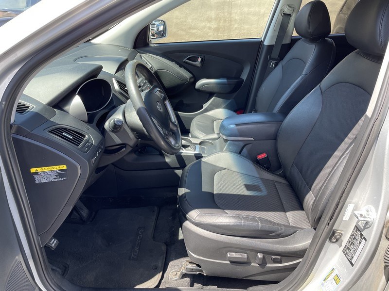 Used Hyundai Tucson AWD 4dr GLS 2015 | Union Street Auto Sales. West Springfield, Massachusetts Used Hyundai Tucson AWD 4dr GLS 2015 | Union Street Auto Sales. West Springfield, Massachusetts