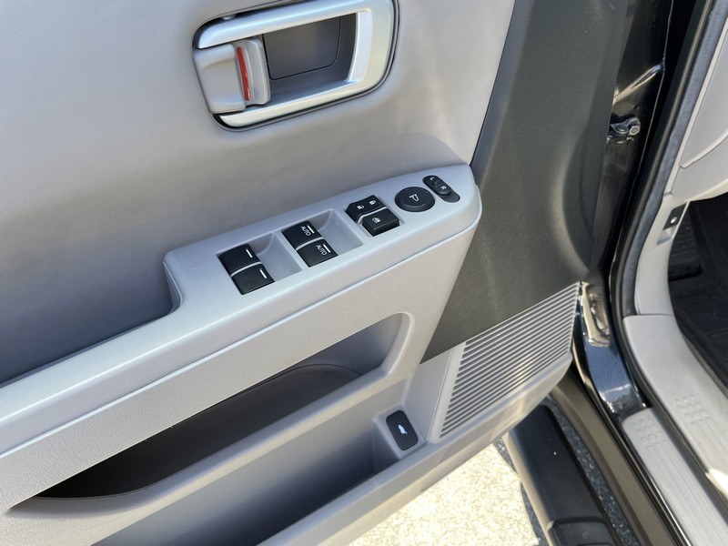 2013 Honda Pilot 4WD 4dr EX-L w/RES, available for sale in West Springfield, Massachusetts | Union Street Auto Sales. West Springfield, Massachusetts 2013 Honda Pilot 4WD 4dr EX-L w/RES, available for sale in West Springfield, Massachusetts | Union Street Auto Sales. West Springfield, Massachusetts