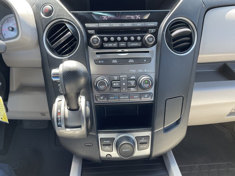 2013 Honda Pilot 4WD 4dr EX-L w/RES, available for sale in West Springfield, Massachusetts | Union Street Auto Sales. West Springfield, Massachusetts 2013 Honda Pilot 4WD 4dr EX-L w/RES, available for sale in West Springfield, Massachusetts | Union Street Auto Sales. West Springfield, Massachusetts