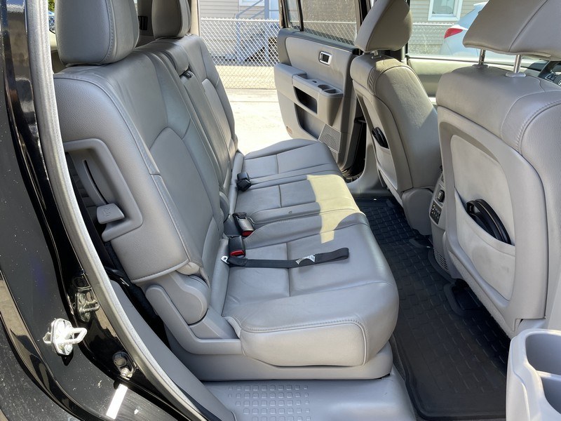 2013 Honda Pilot 4WD 4dr EX-L w/RES, available for sale in West Springfield, Massachusetts | Union Street Auto Sales. West Springfield, Massachusetts 2013 Honda Pilot 4WD 4dr EX-L w/RES, available for sale in West Springfield, Massachusetts | Union Street Auto Sales. West Springfield, Massachusetts