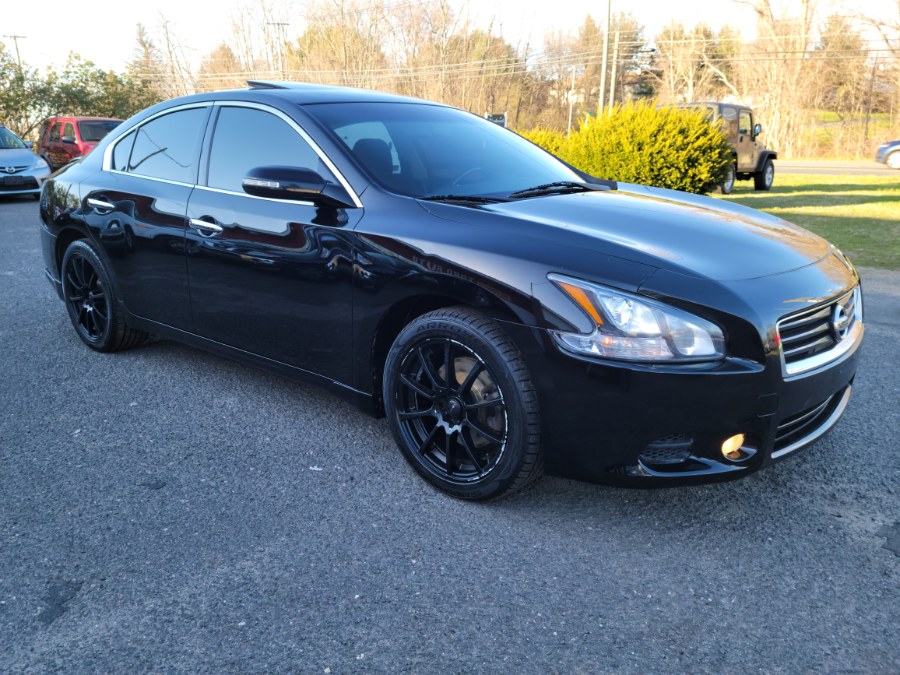 2014 Nissan Maxima 4dr Sdn 3.5 SV, available for sale in East Windsor, Connecticut | Toro Auto. East Windsor, Connecticut 2014 Nissan Maxima 4dr Sdn 3.5 SV, available for sale in East Windsor, Connecticut | Toro Auto. East Windsor, Connecticut