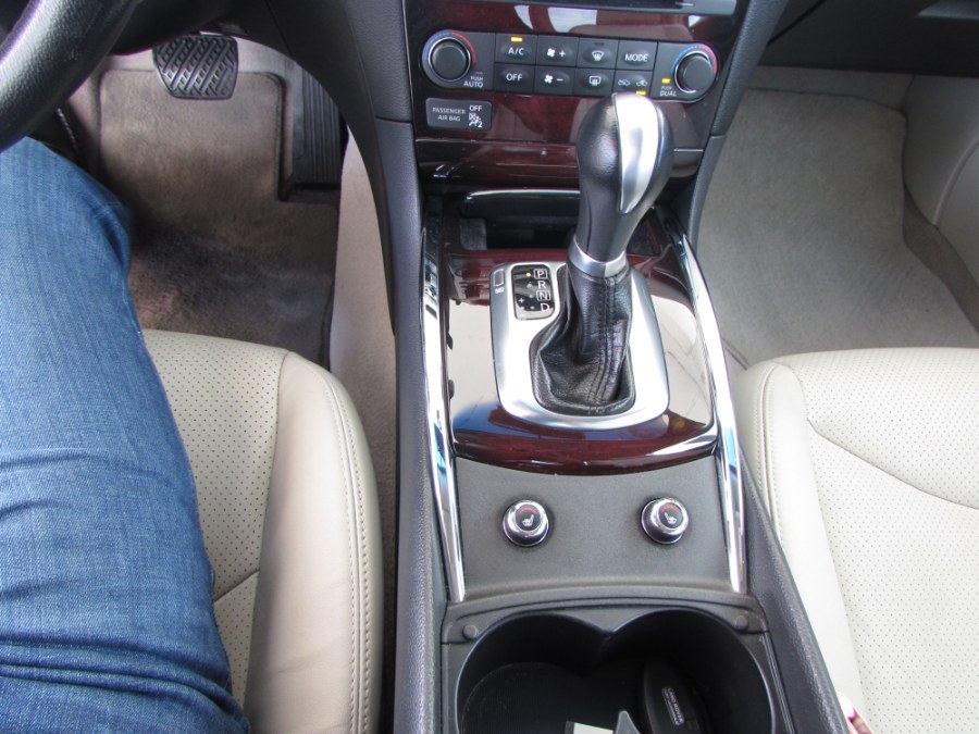 Used Infiniti Q60 Coupe 2dr Auto Sport RWD 2014 | VIP Auto Enterprise, Inc. Orlando, Florida Used Infiniti Q60 Coupe 2dr Auto Sport RWD 2014 | VIP Auto Enterprise, Inc. Orlando, Florida
