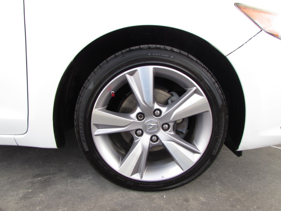 Used Acura ILX 4dr Sdn 2.0L 2014 | VIP Auto Enterprise, Inc. Orlando, Florida Used Acura ILX 4dr Sdn 2.0L 2014 | VIP Auto Enterprise, Inc. Orlando, Florida