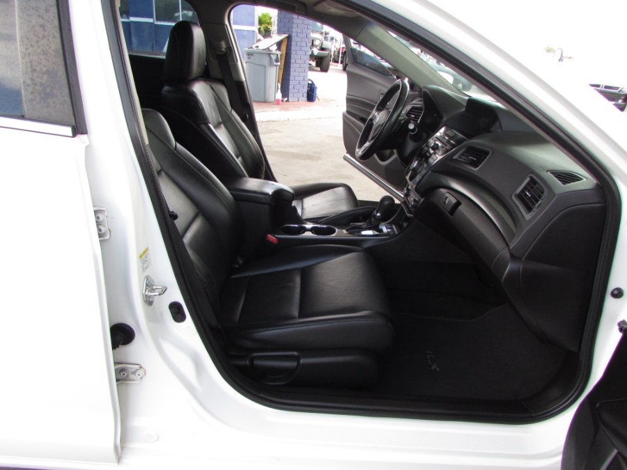 Used Acura ILX 4dr Sdn 2.0L 2014 | VIP Auto Enterprise, Inc. Orlando, Florida Used Acura ILX 4dr Sdn 2.0L 2014 | VIP Auto Enterprise, Inc. Orlando, Florida