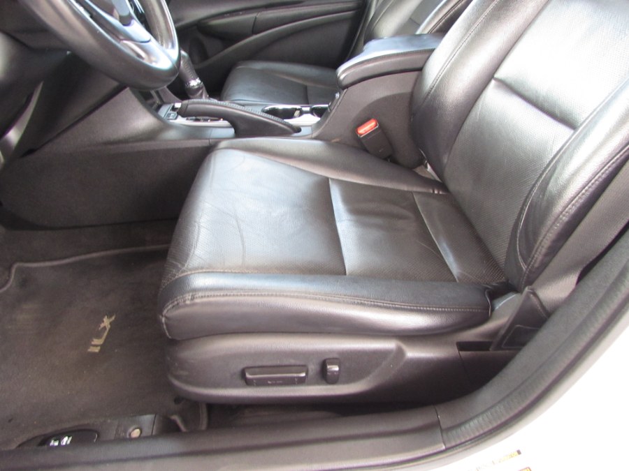Used Acura ILX 4dr Sdn 2.0L 2014 | VIP Auto Enterprise, Inc. Orlando, Florida Used Acura ILX 4dr Sdn 2.0L 2014 | VIP Auto Enterprise, Inc. Orlando, Florida