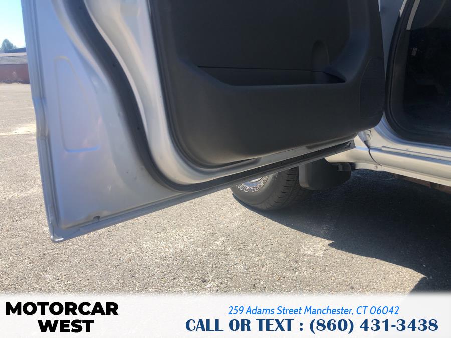 2012 Nissan Frontier 4WD King Cab Auto SV, available for sale in Manchester, Connecticut | Motorcar West. Manchester, Connecticut 2012 Nissan Frontier 4WD King Cab Auto SV, available for sale in Manchester, Connecticut | Motorcar West. Manchester, Connecticut