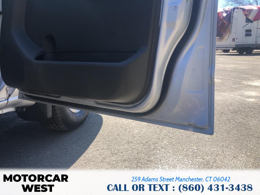 2012 Nissan Frontier 4WD King Cab Auto SV, available for sale in Manchester, Connecticut | Motorcar West. Manchester, Connecticut 2012 Nissan Frontier 4WD King Cab Auto SV, available for sale in Manchester, Connecticut | Motorcar West. Manchester, Connecticut